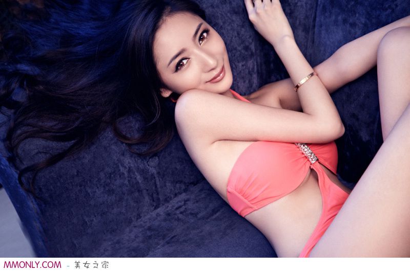 火辣内衣美女私房性感诱人写真