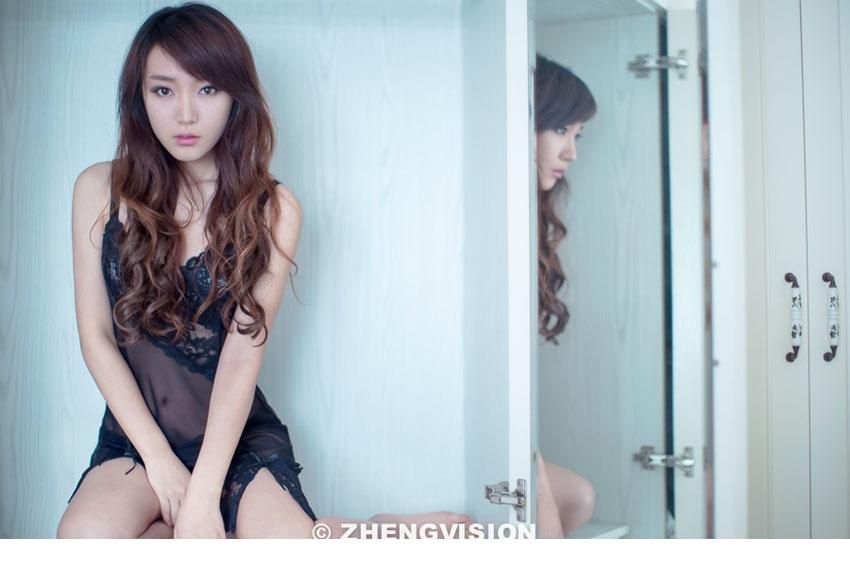 黑丝内衣美女私房性感写真