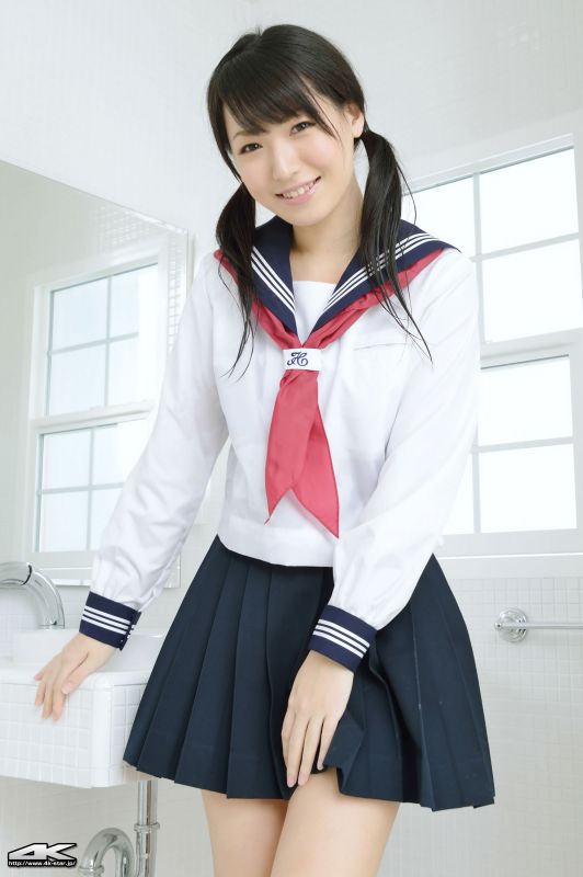 4K-STAR日本学生妹松下美保浴室摄影写真