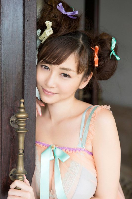 巨乳美女杉原杏璃性感湿身照