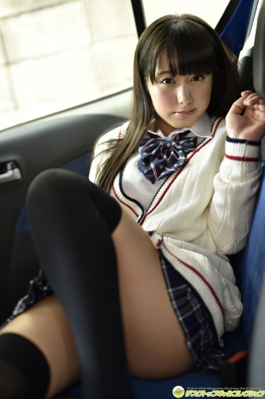 性感尤物前田美里美胸诱惑图