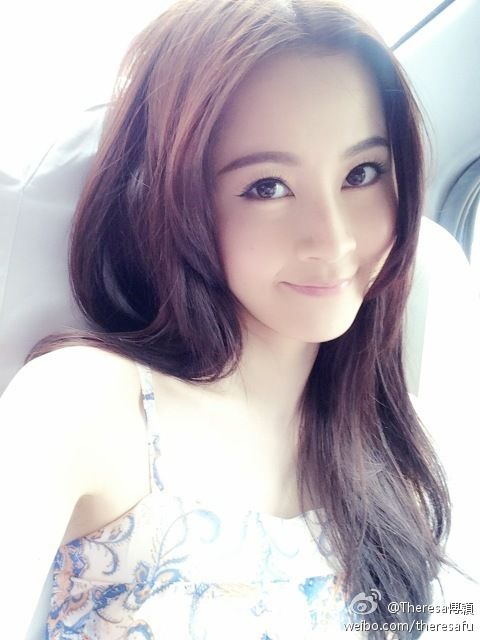 美女明星傅颖高清生活照
