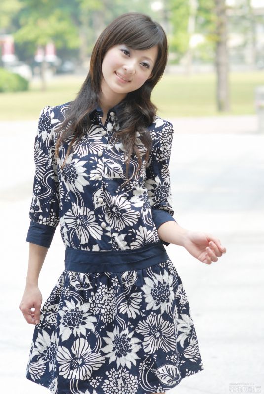 台湾网络美女果子MM张凯洁清纯摄影写真
