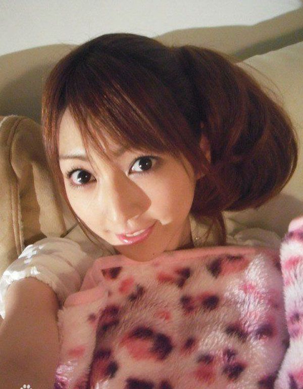 推女神婕西儿私房上演内衣诱惑写照