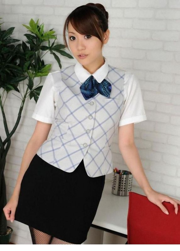 性感制服黑丝美女私房高清写真