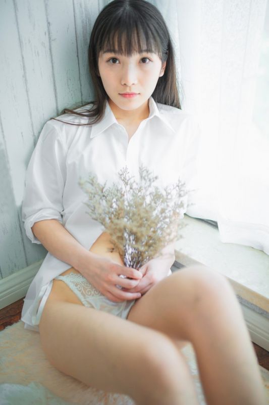 丸子头清纯美女爆乳诱人风骚私房美女图片