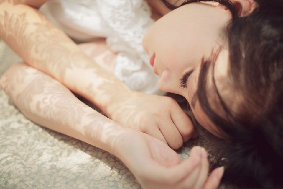 甜美阳光美女室内高清写真