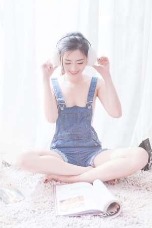 推女神气质模特美女Sayaka性感清凉写真