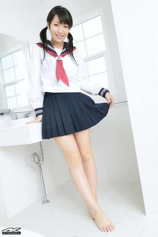 4K-STAR日本学生妹松下美保浴室摄影写真