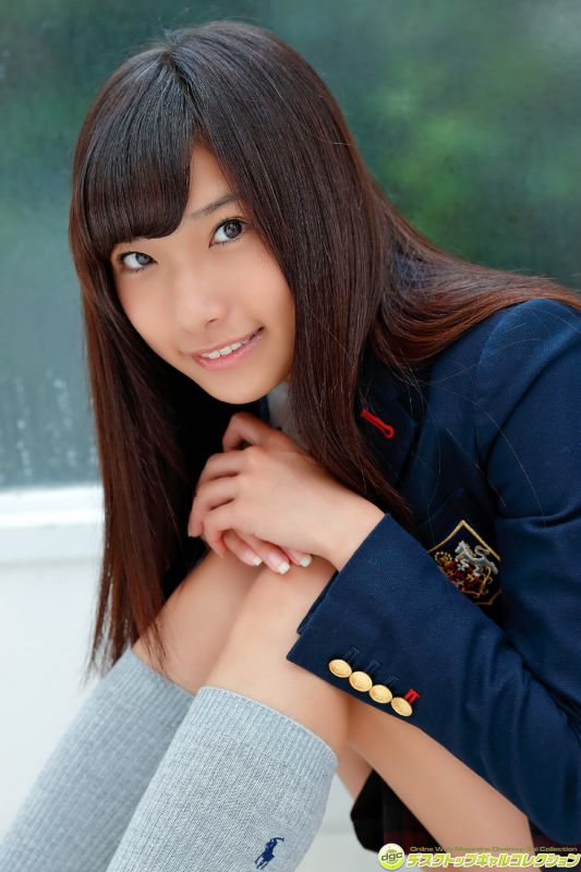 日本少妇筱崎爱私房性感内衣秀