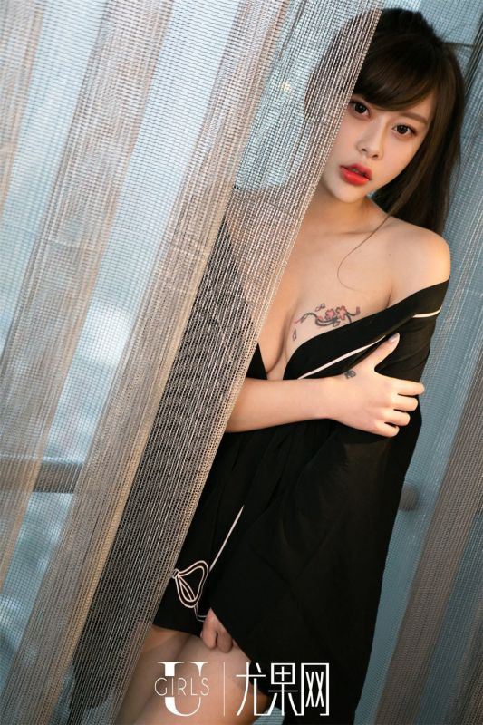 尤果美女游子熙大胆私房写真