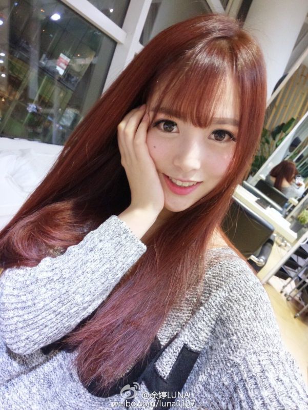 清纯美女校花余婷luna微博自拍写真