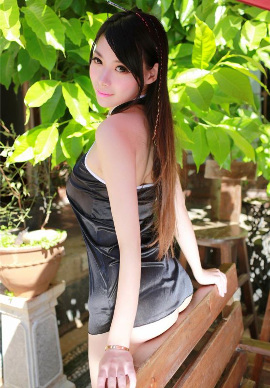 推女神邻家女孩修修私房体操服写真图片