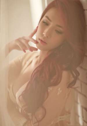 翘臀美女情趣内衣的致命诱惑