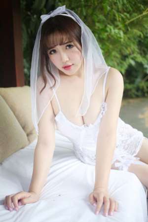 大胸美眉童颜巨乳大尺度纱头湿身诱惑人体艺术摄影
