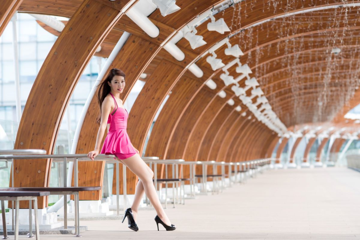 台湾清纯美女玛儿(Emma Jiang)气质外拍写真
