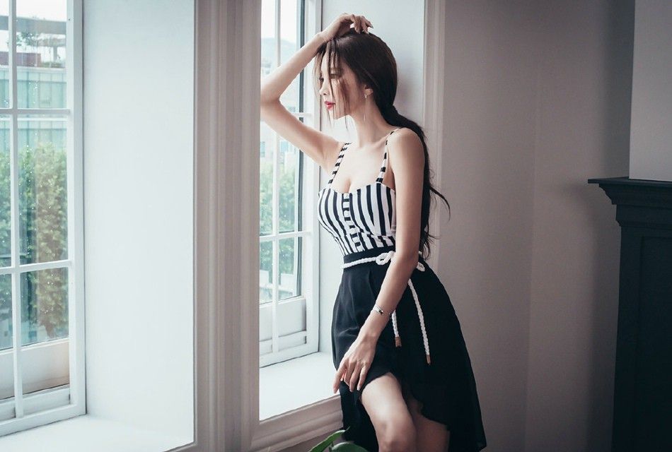 淑女黑色条纹连衣裙优雅性感美女美艳动人摄影艺术图片