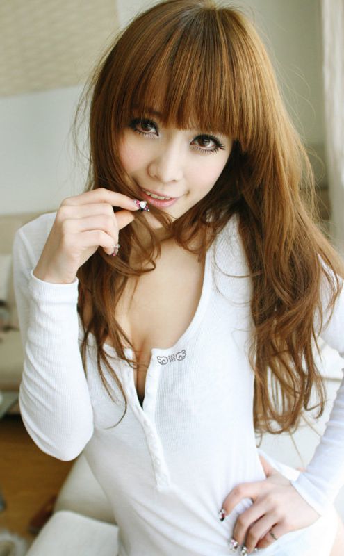 性感酥胸制服美女私房诱人写真