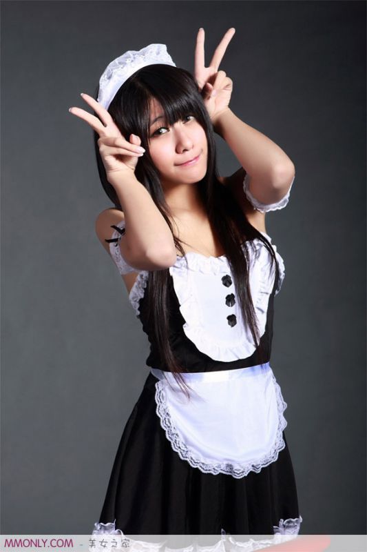 可爱女仆制服美女私房迷人写真