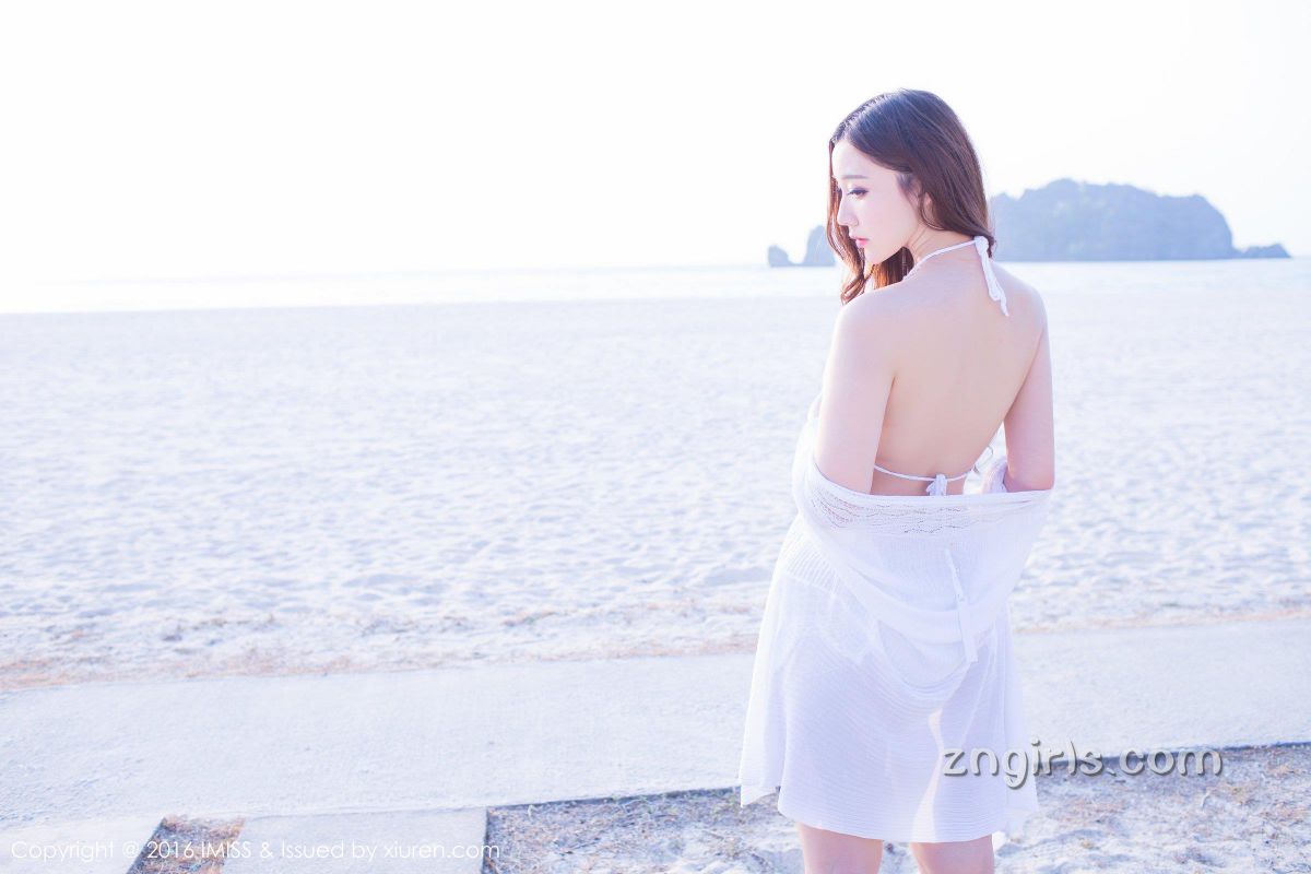 爱蜜社泳衣模特淼淼萌萌哒沙滩比基尼写真