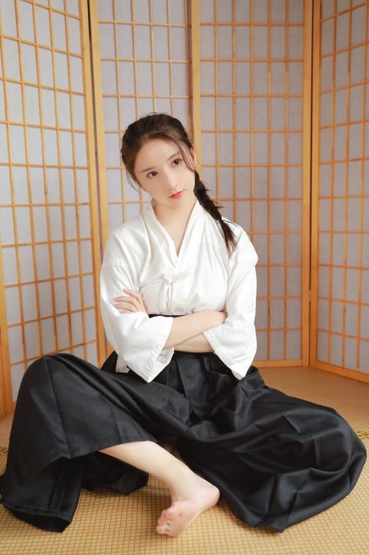 剑道服美少女大胆闺房制服诱惑性感图片