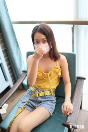 90后神秘网络美女内裤诱惑写真图片