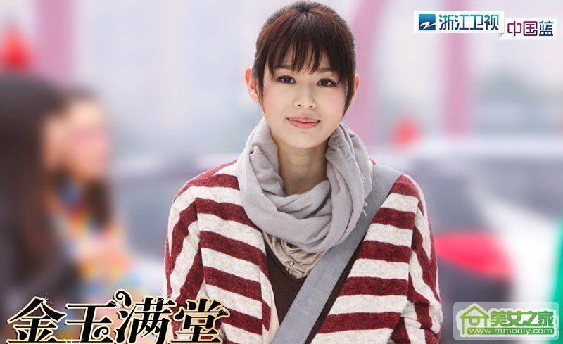 胡杏儿黄少祺演绎甜蜜情侣高清写真
