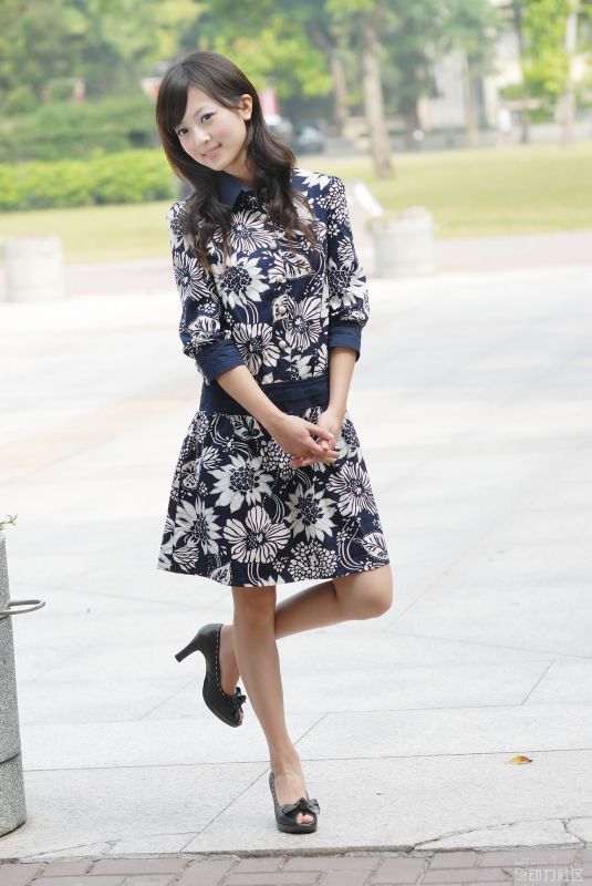 台湾网络美女果子MM张凯洁清纯摄影写真