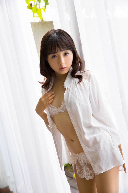 翘臀美女谷一i私房妩媚写真