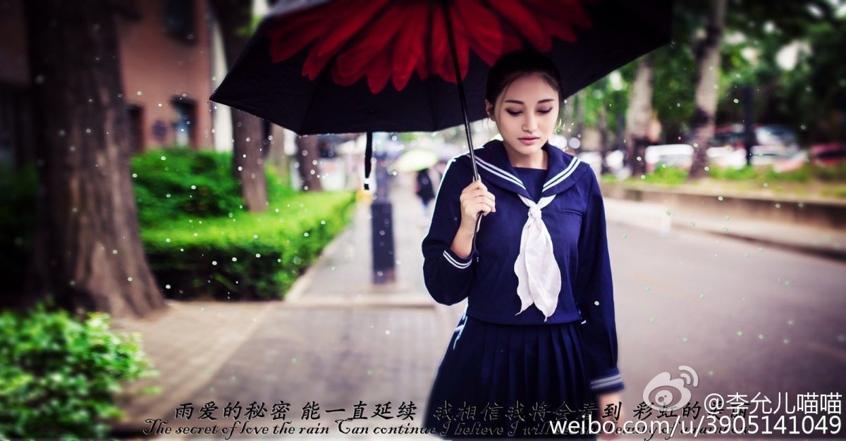 90后校花美女李允微博清纯私拍写真