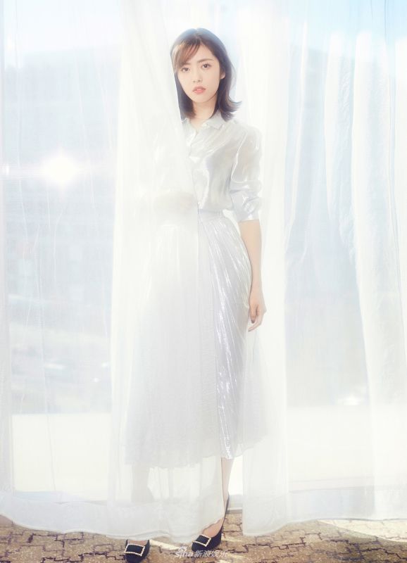 美女明星蔡文静最新写真图片