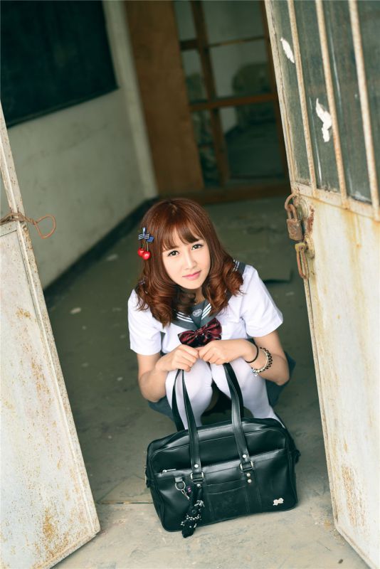 日系校服少女户外小清新写真合集