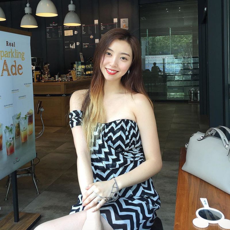韩国美女模特曹世辉时尚私拍图片