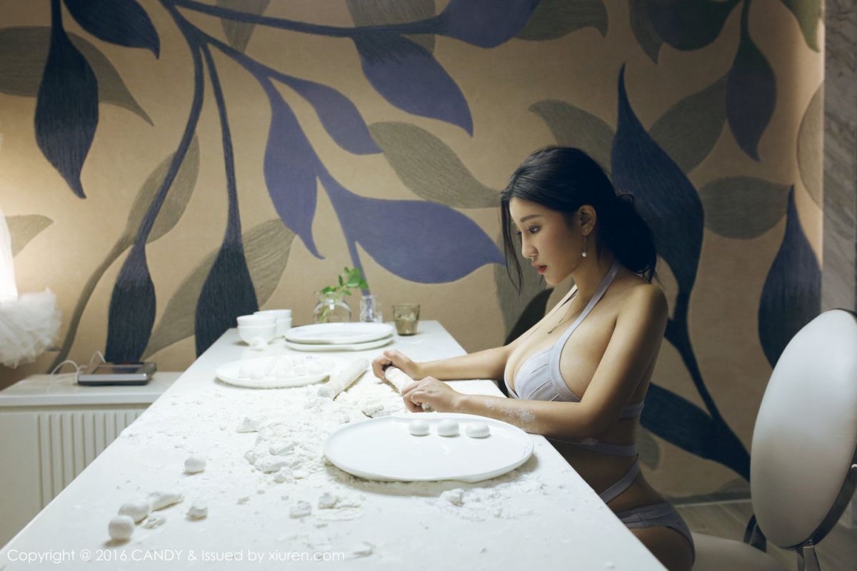 高清美女模特们养眼摄影写真图片合辑