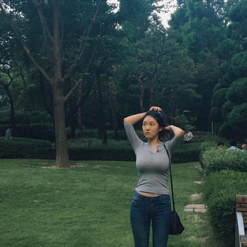 天然美女素人Seulmin私拍图片合辑