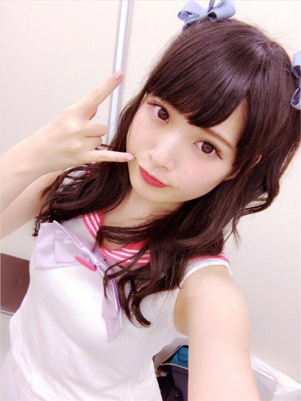 日本可爱美女水泽心爱俏皮写真图片
