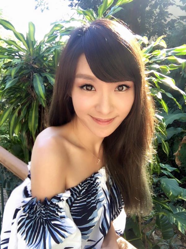 台湾美女主播张宇私拍美图欣赏