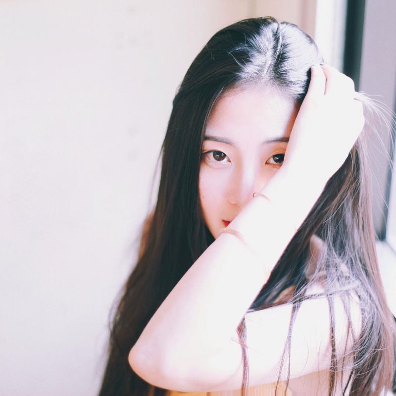 极品气质美女刘雨诗私拍养眼美照图片