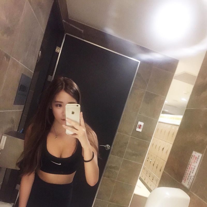 大长腿美女钱柏芊私拍图片大全