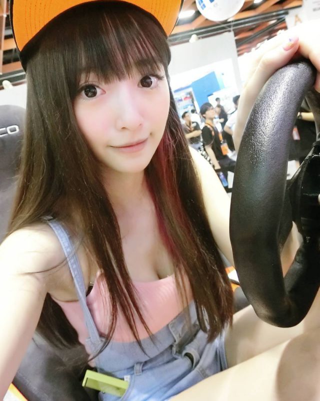治愈系美女Mita Liang养眼美照合辑