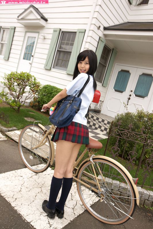 葵司(葵つかさ) - 学生装诱惑