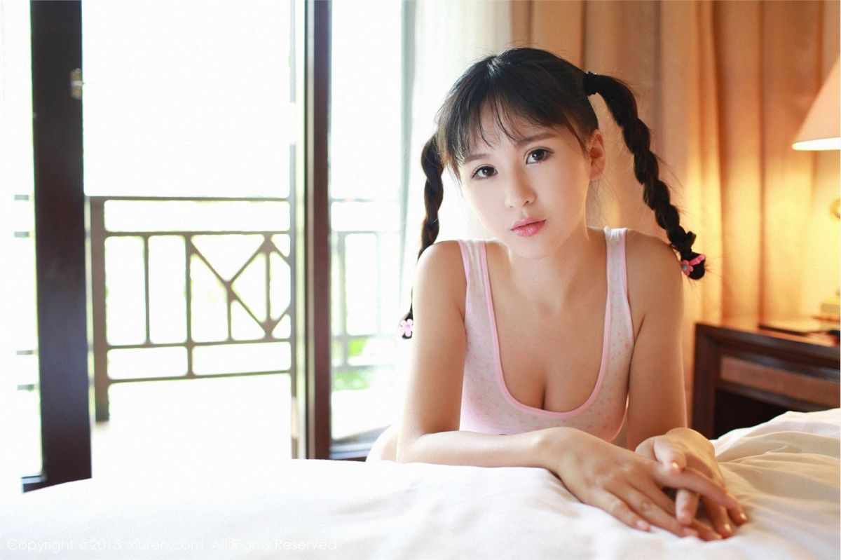 秀人网骨感美女唐雨辰TYC私房内衣写真