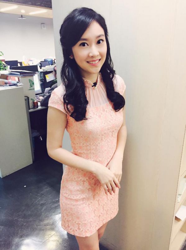 台湾新闻主播李佳玲私拍照图片合辑