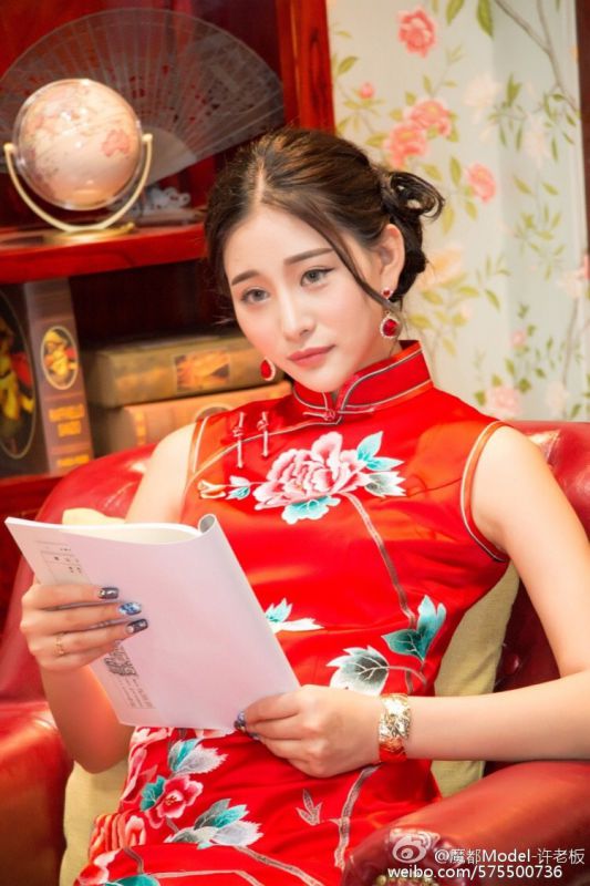 漂亮美眉图片许子吟Yogurt私拍养眼美照
