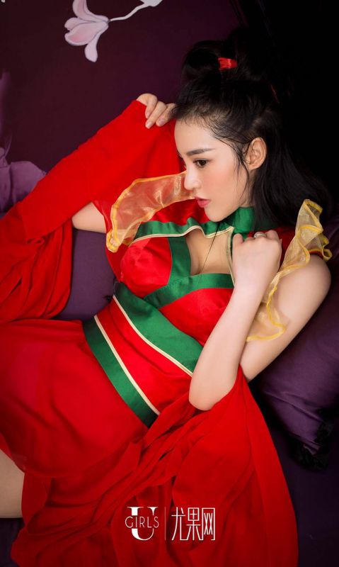 尤果网绝色美女模特肖雨薇性感写真图片