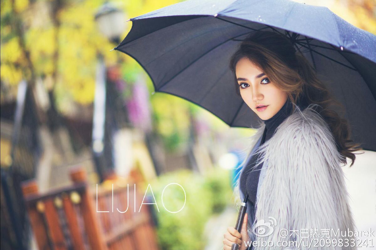90后长腿美女木巴热克Mubarek微博唯美写真