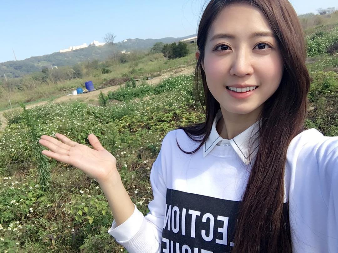 台湾美女模特洪诗涵私拍图片大全