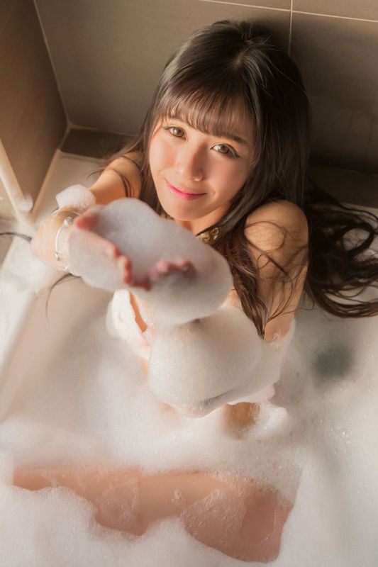 空气刘海美女可颉MIGI性感内衣私房照