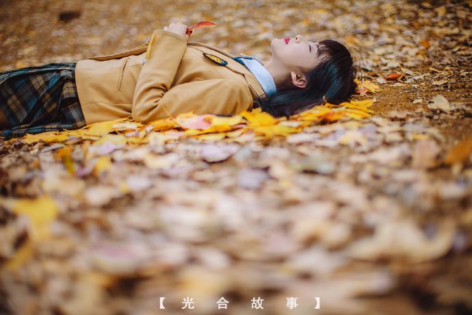 可爱学院风美眉秋日唯美写真集