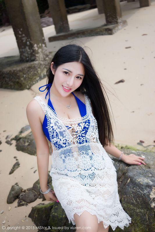 魅妍社长发美女嘉嘉Tiffany沙滩比基尼泳装秀